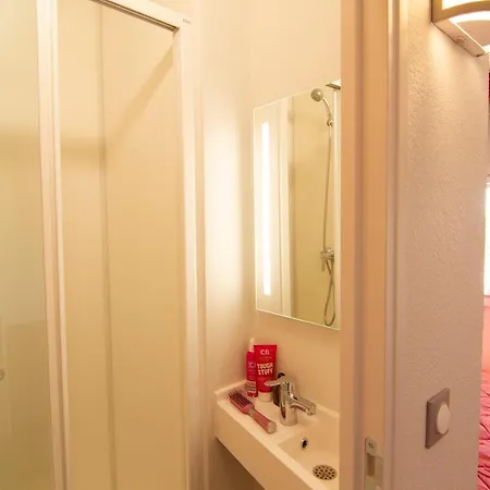 Premiere Classe Sud - Parc St Thibault 酒店