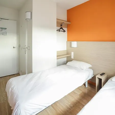 Premiere Classe Troyes Sud - Parc St Thibault 3* Buchères