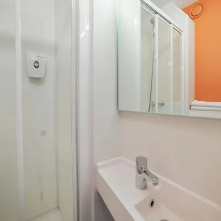 Premiere Classe Troyes Sud - Parc St Thibault 3* Buchères