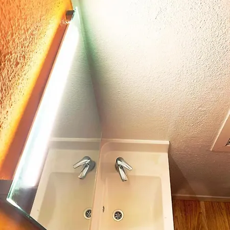 Premiere Classe Sud - Parc St Thibault 酒店 3*