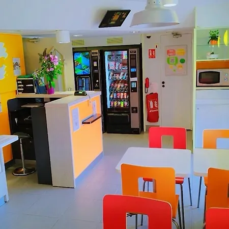 酒店 Premiere Classe Sud - Parc St Thibault 特鲁瓦