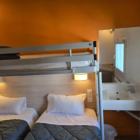 Premiere Classe Sud - Parc St Thibault