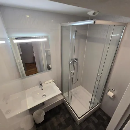 Premiere Classe Troyes Sud - Parc St Thibault Hotel 3*
