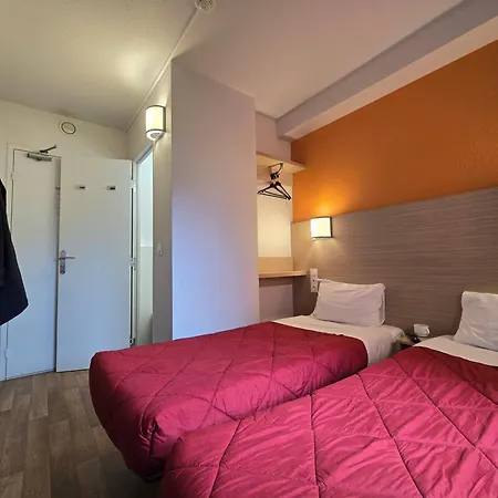 Premiere Classe Sud - Parc St Thibault 特鲁瓦