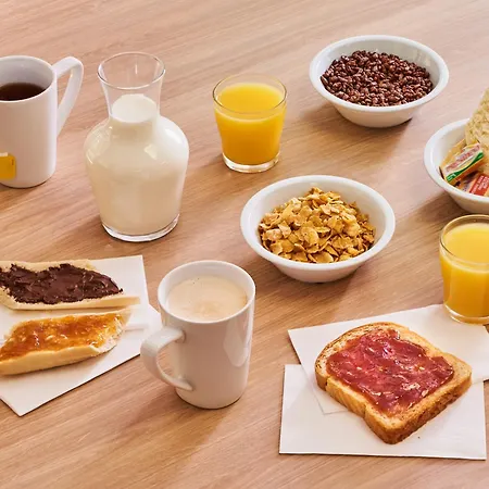 Premiere Classe Sud - Parc St Thibault