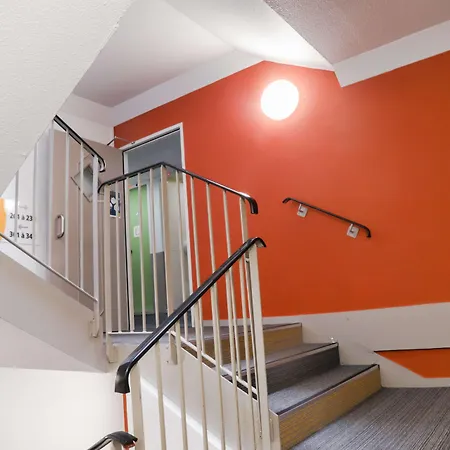 酒店 Premiere Classe Sud - Parc St Thibault 3*