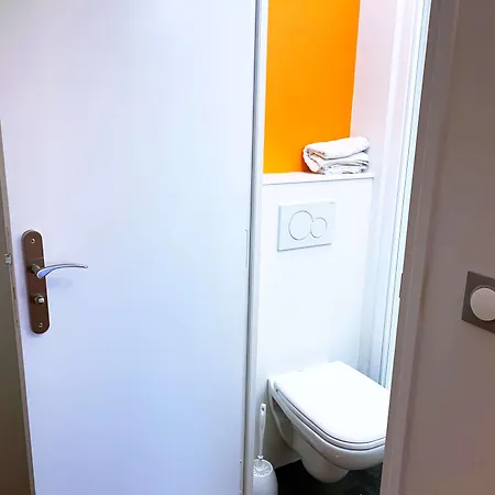 Premiere Classe Sud - Parc St Thibault 3*