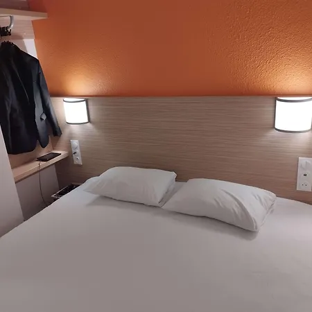 Premiere Classe Sud - Parc St Thibault Troyes