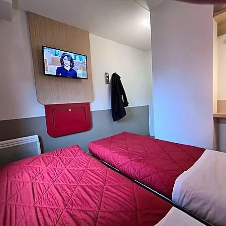 Premiere Classe Sud - Parc St Thibault Hotel 3*