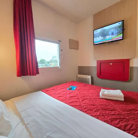 Premiere Classe Sud - Parc St Thibault Hotel 3*